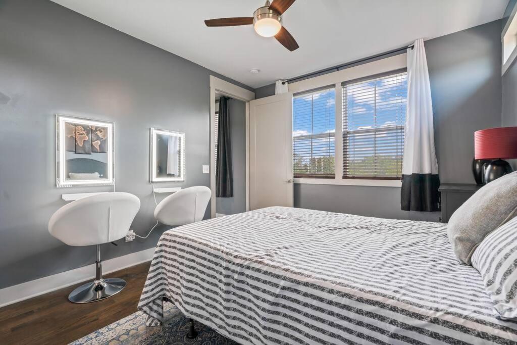 King Bed, Balcony, Covered Patio & Firepit! 8 Minutes From Broadway Нашвил Екстериор снимка